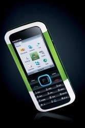 ins Internet nutzt das Nokia 5000 abhängig vom Mobilfunknetz EDGE 