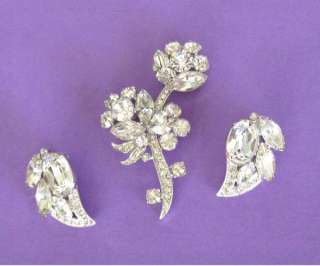 Vintage Signed “Eisenberg Ice” Crystal Rhinestone Flower Brooch 