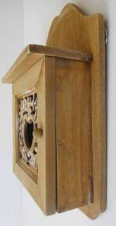 NEW   Shabby Chic Wood Key Hook Key Box With Hand Carved Heart Detail 