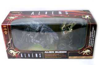 Movie Maniacs 6 Alien Queen Deluxe Boxed Set Spawn  