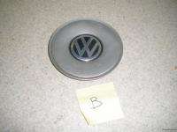 VW Passat OEM 15 7 Spoke Alloy Wheel Center Cap 98 01  