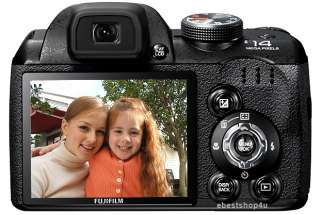 Fuji Finepix S3280 14MP HD Digital Camera 24X Zoom 720p Video 3” LCD 