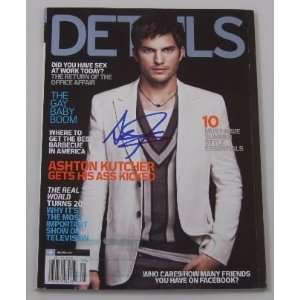 Ashton Kutcher Sexy   Signed Autographed Fashion Magazine
