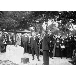 1922 photo Hoover laying cornerstone, Am. Chamber of Commerce, 5/16/22