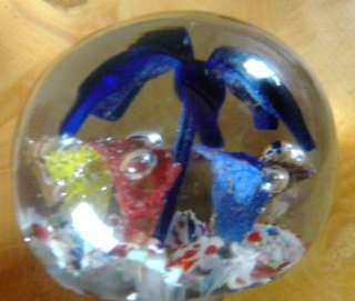 Lovely Art Glass Paperweight Open Lily Shapes Blue Flower in Center 