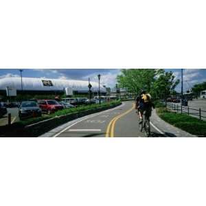  Man Riding a Bicycle, Hudson River Park, New York, USA 