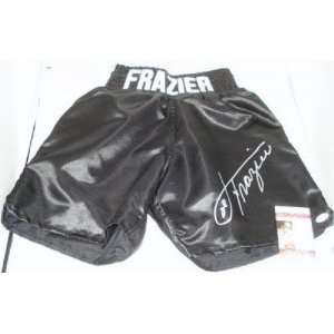  Boxing Trunks HUGE SIGNATURE JSA   Autographed Boxing Robes and Trunks