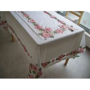   Applique Embroidered Cutwork Tablecloth 72x108 Set